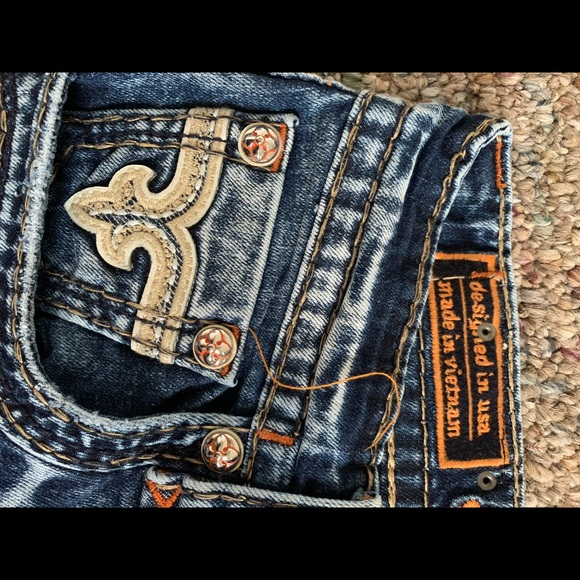 Rock Rivival - Picture 10 of 11